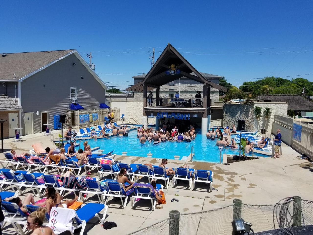 Grand Islander Hotel Put-in-Bay Eksteriør bilde