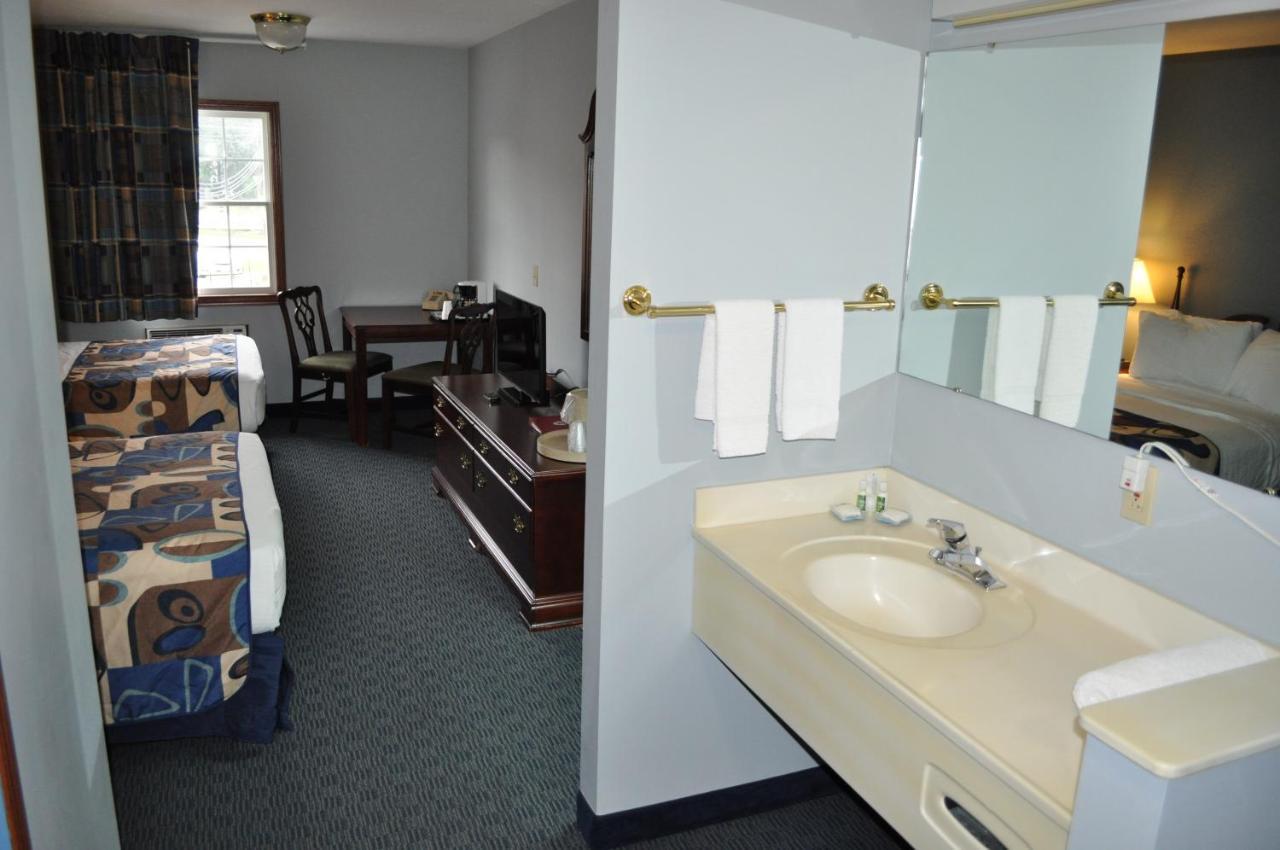 Grand Islander Hotel Put-in-Bay Eksteriør bilde